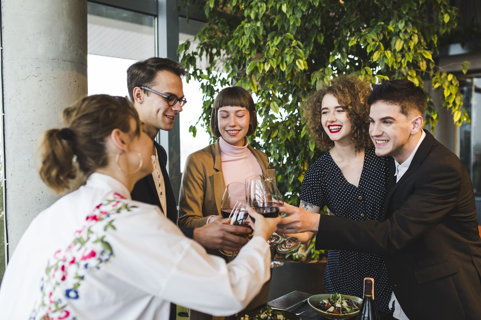 Tips Voor Het Plannen Van Een Succesvol Eindejaarsfeest Of