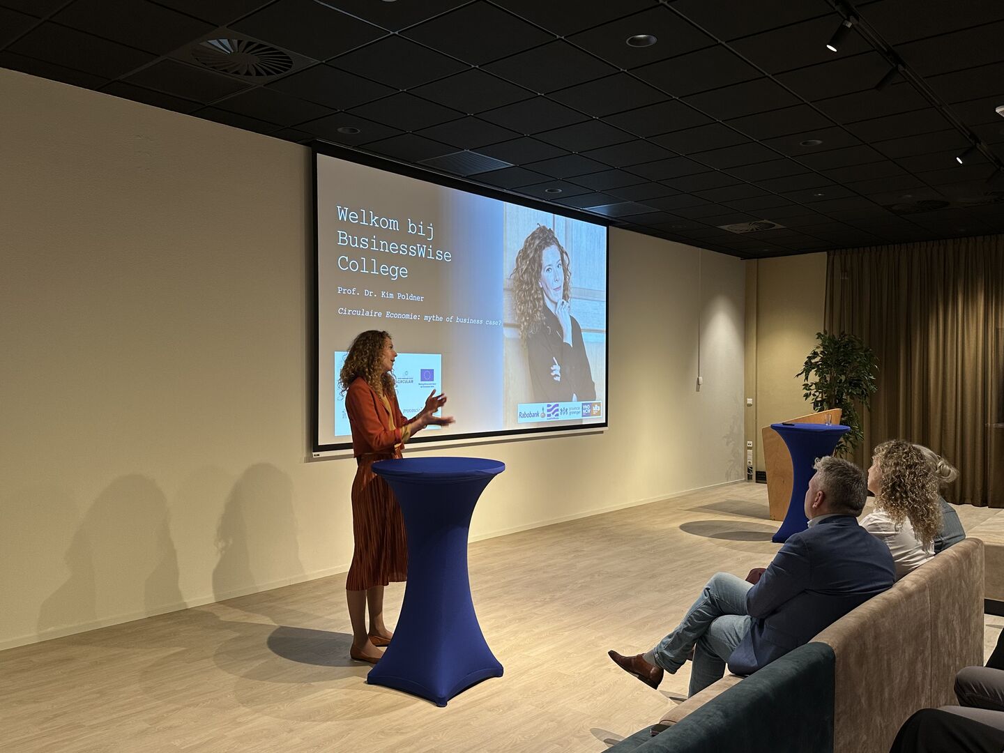 BusinessWise College