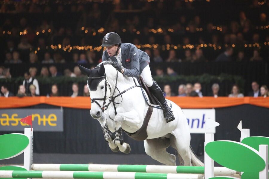 Internationaal Indoor Concours Hippique Groningen naar Martiniplaza