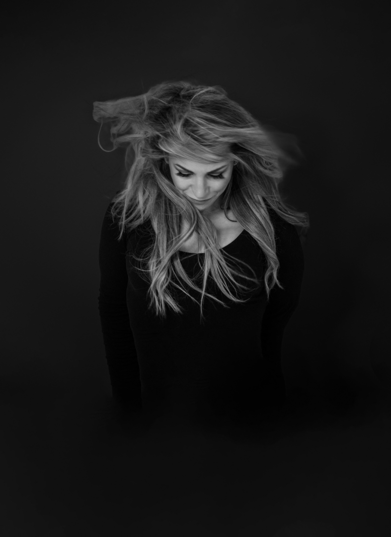 Tribute to Adele - Someone Like Her